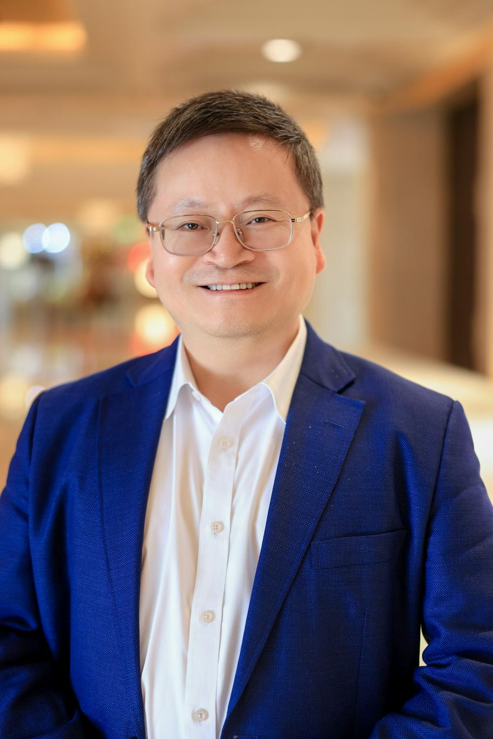 人民币升至6.83创两年新高